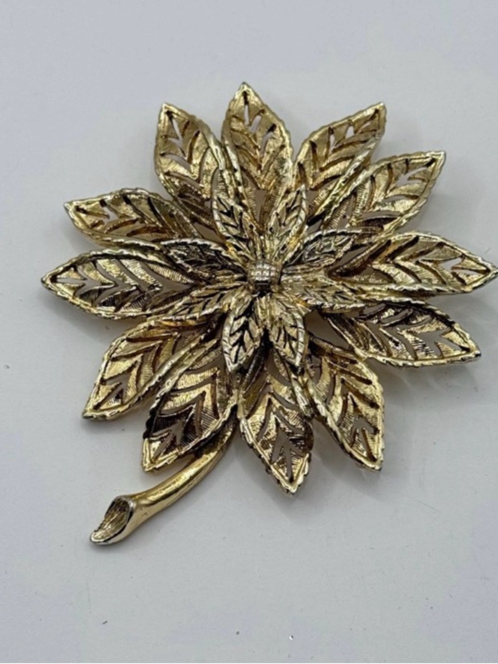 Vintage Brooch Lot – Curated Estate Collection - Picture 16 of 16
